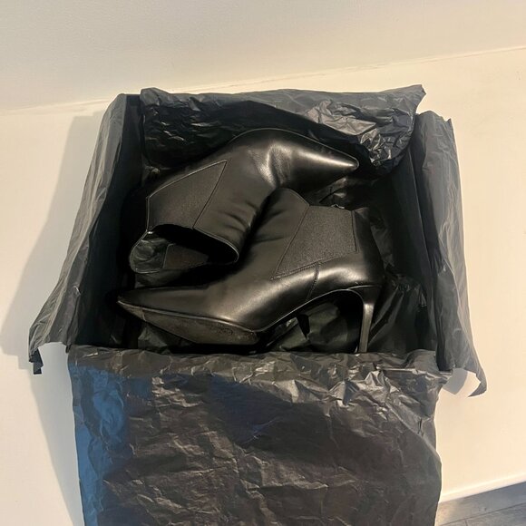Saint Laurent Black Calfskin Stiletto Ankle Boots – Size 38.5 - Picture 9 of 10